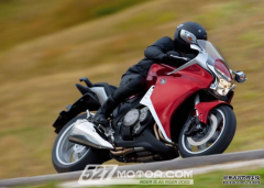 <b>大只500平台官网本田召回VFR1200F/FD 轴承万向节出</b>